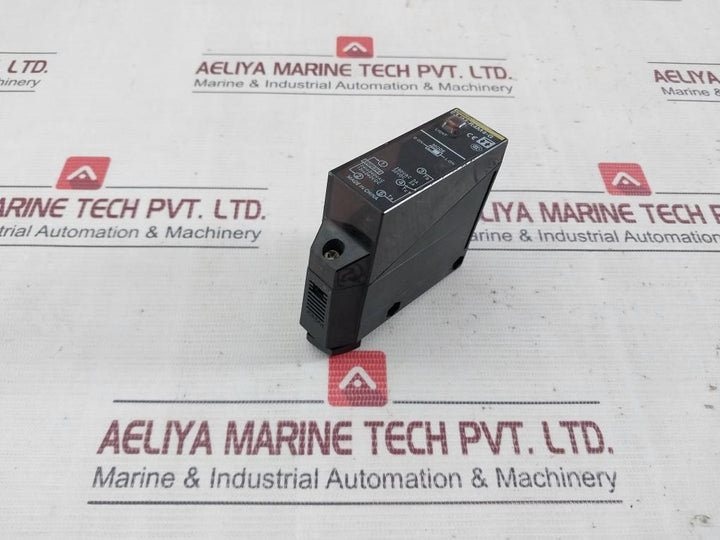Omron E3Jm-r4M4-g Photoelectric Sensor 250 Vac 3A