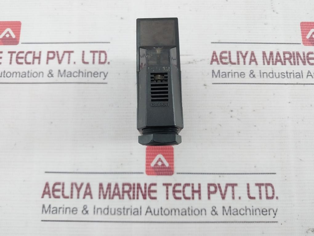 Omron E3Jm-r4M4-g Photoelectric Sensor 250 Vac 3A