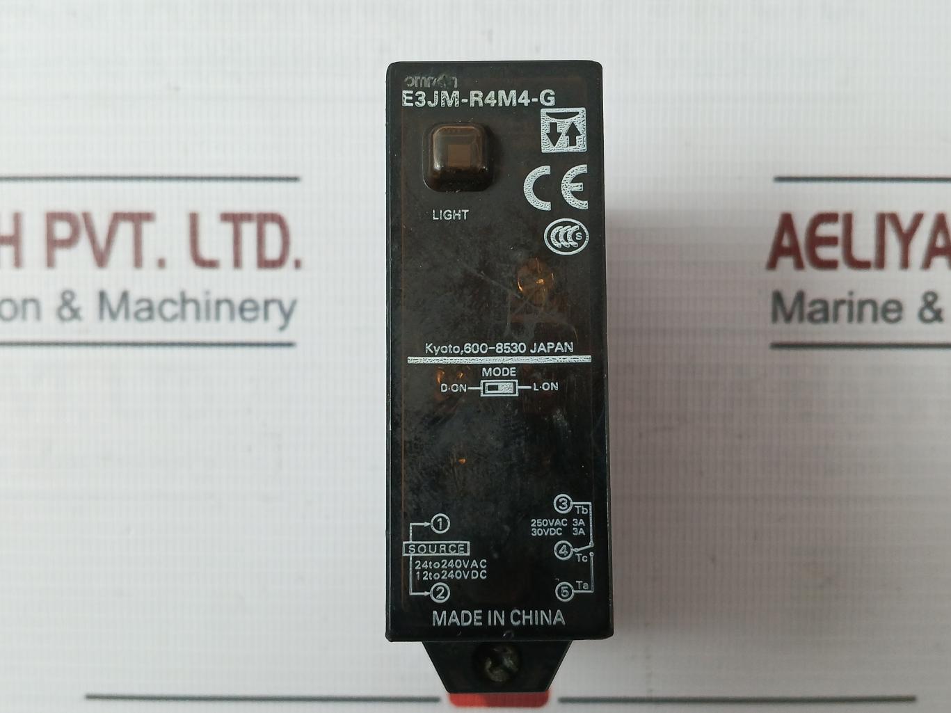 Omron E3Jm-r4M4-g Photoelectric Sensor 250Vac 3A 24 To 240 Vac