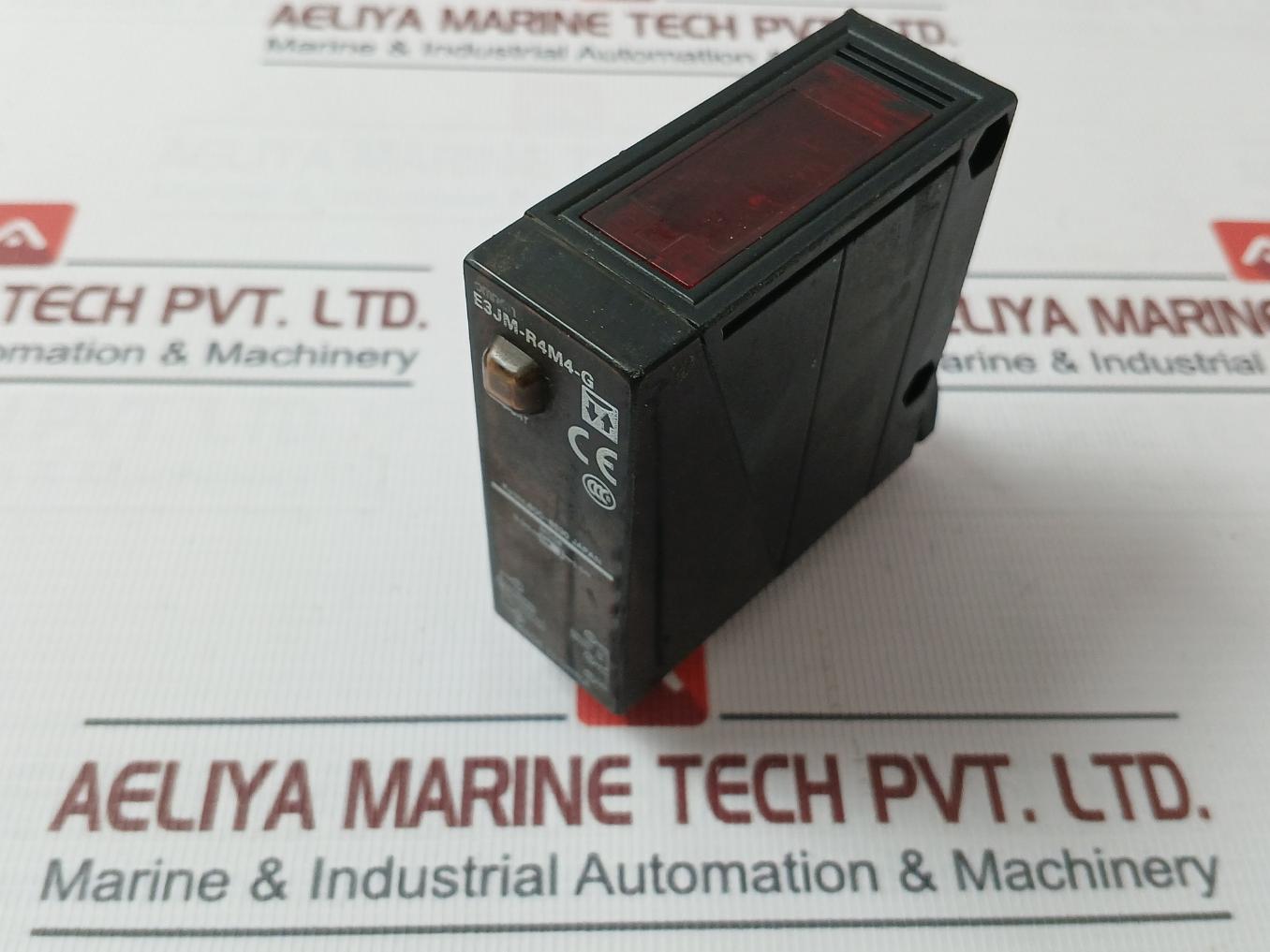Omron E3Jm-r4M4-g Photoelectric Sensor 250Vac 3A 24 To 240 Vac