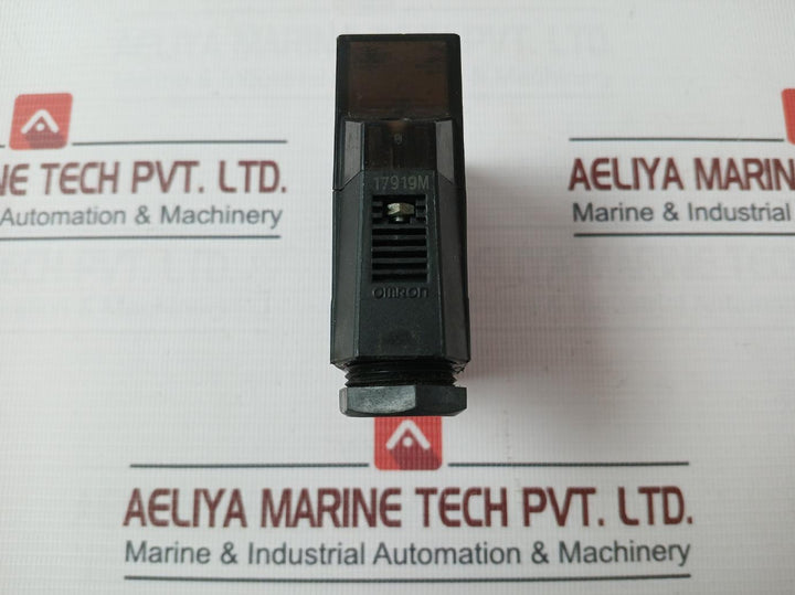 Omron E3Jm-r4M4-g Photoelectric Sensor 250Vac 3A 24 To 240 Vac