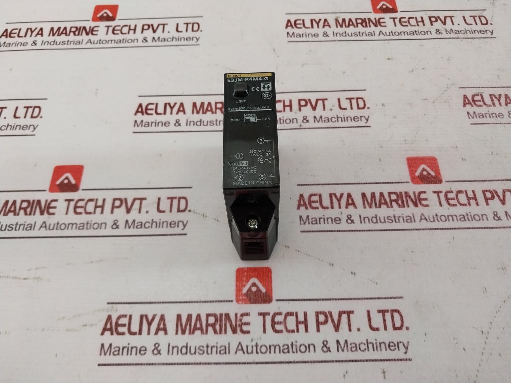 Omron E3Jm-r4M4-g Photoelectric Sensor 250Vac 3A 30Vdc 24-240Vac 12-240Vdc