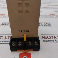 Omron E5C4-r20K Temperature Controller 3A 250Vac