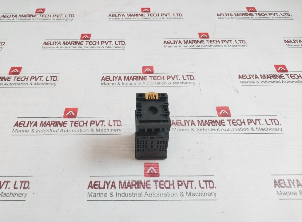 Omron E5Cc-rw0Aum-000 Digital Temperature Controller 250Vac 3A 100-240Vac 5.2Va