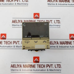 Omron E5Cs-r1Gu-w Temperature Controller 100 To 240Vac~ 50/60Hz 5Va