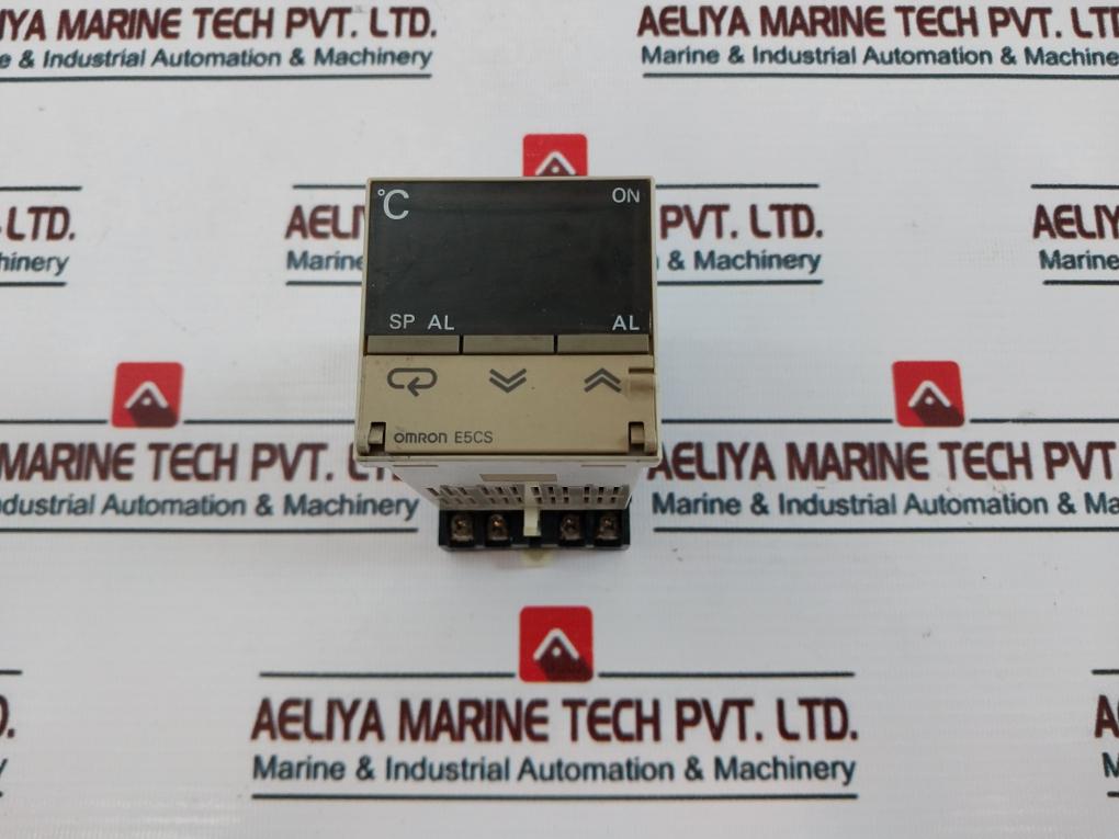 Omron E5cs-r1kj Temperature Controller 100 To 240vac 50/60hz