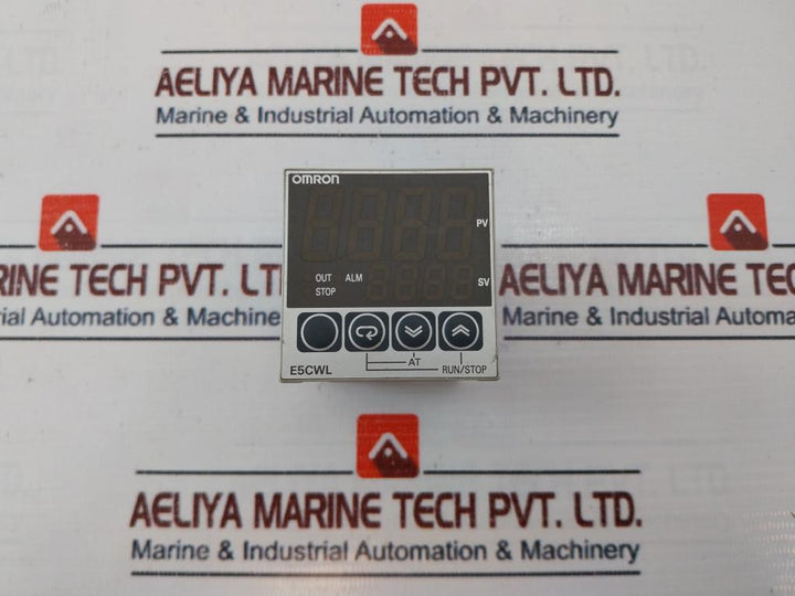 Omron E5Cwl-r1P Temperature Controller 100-240Vac 50/60Hz 3.5Va