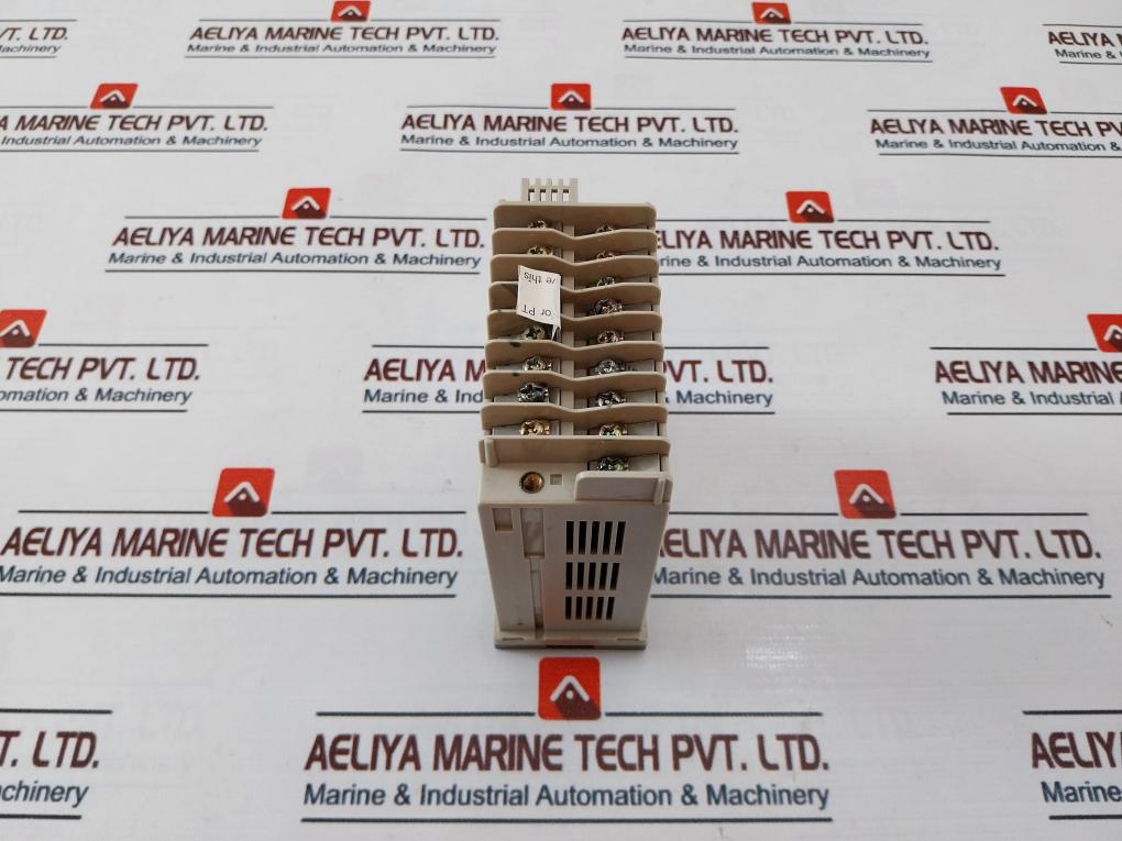 Omron E5Ex-a Temperature Controller 100 To 240Vac