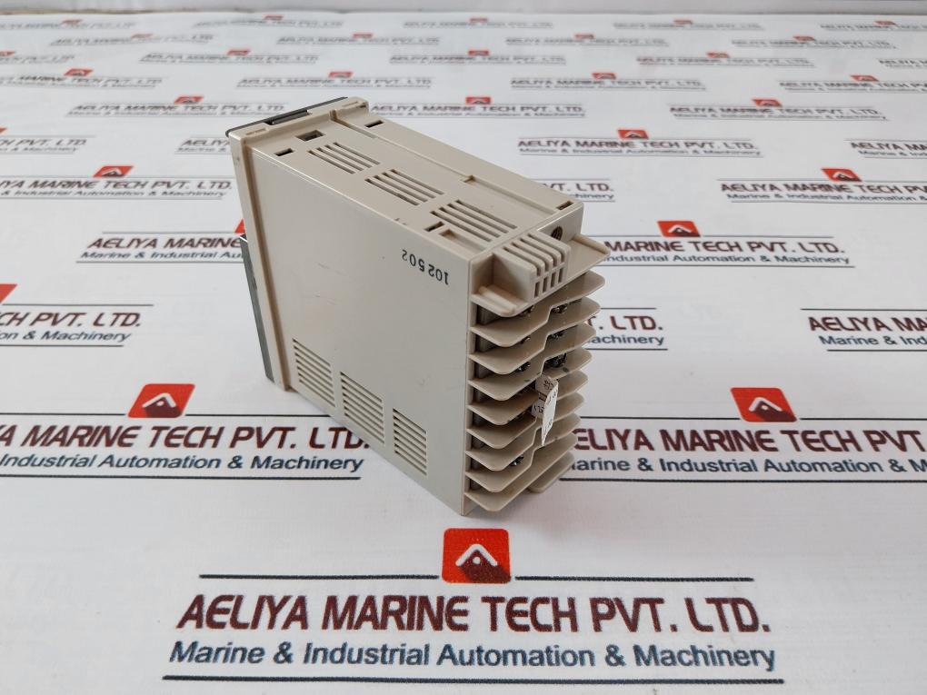 Omron E5Ex-a Temperature Controller 100 To 240Vac