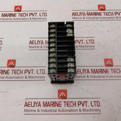 Omron E5Ez-c3Ml Temperature Controller 100 To 240Vac 4-20Madc/0-20Madc 8.5Va