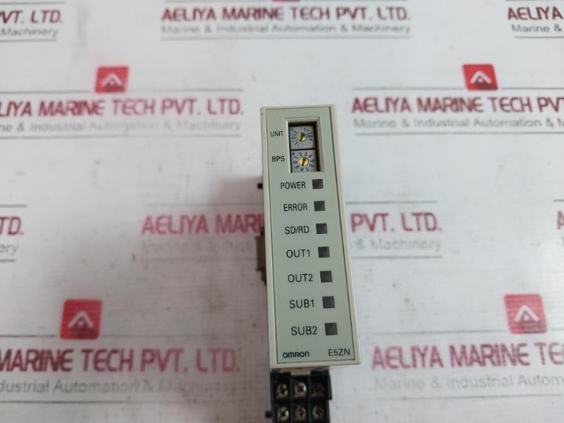 Omron E5Zn-2Tph03P-flk Temperature Controller 30Vdc-50Ma 94V-0 2.2A