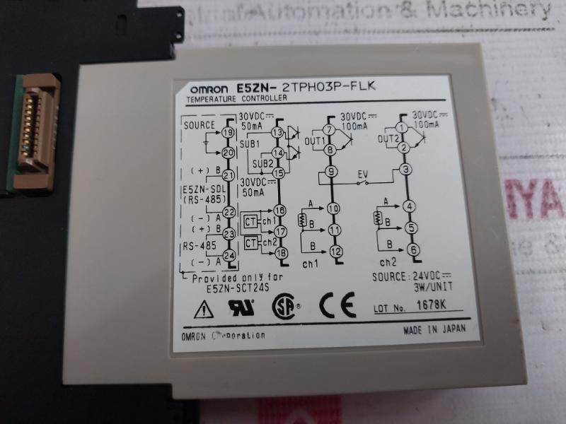 Omron E5Zn-2Tph03P-flk Temperature Controller 30Vdc-50Ma 94V-0 2.2A