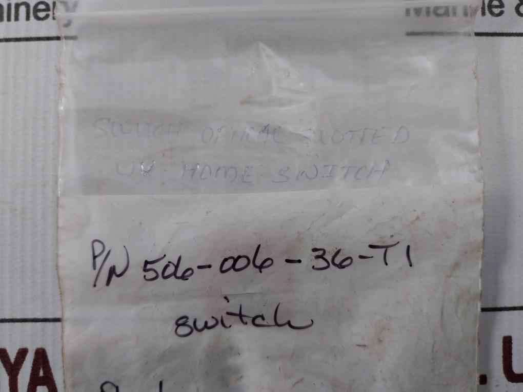 Omron Eesx771-36 Photomicrosensor Slot Type 506-006-36-t1