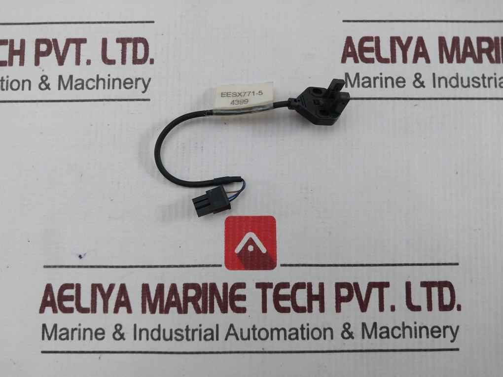 Omron Eesx771-5 Switch Optical Slotted Robothomey Photomicrosensor