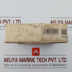 Omron Enclosed Limit Switch Ze-qa2-2 10A 250Vac