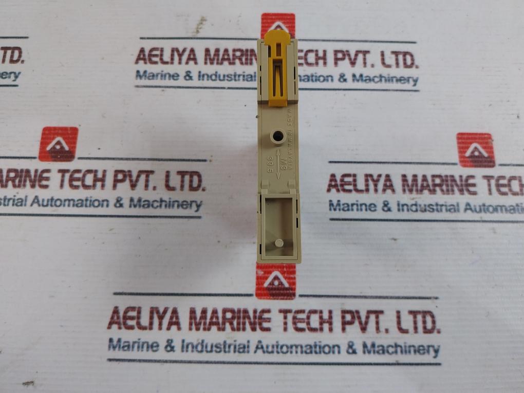 Omron G2R-1-SND Power Relay With Socket Base