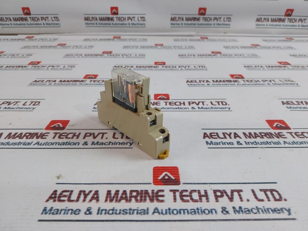 Omron G2R-1-SND Power Relay With Socket Base