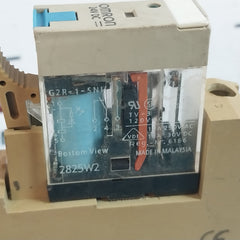 Lot of 7X Omron G2R-1-SND (S) Plug-in Relay With Base 24V DC