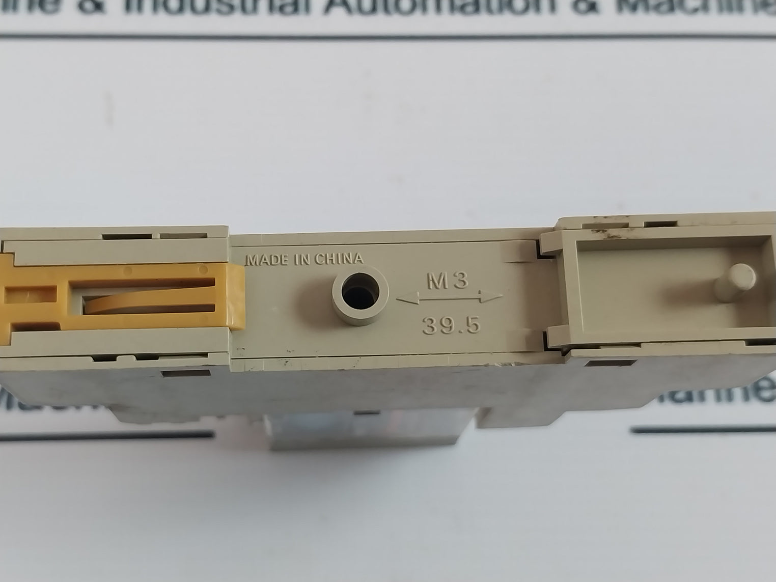 Omron G2R-1-SND (S) Plug-In Relay With Socket 24V DC