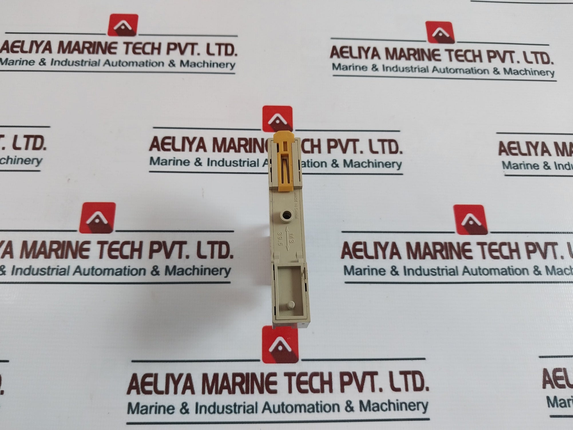 Omron G2R-1-SND (S) Plug-In Relay With Socket 24V DC