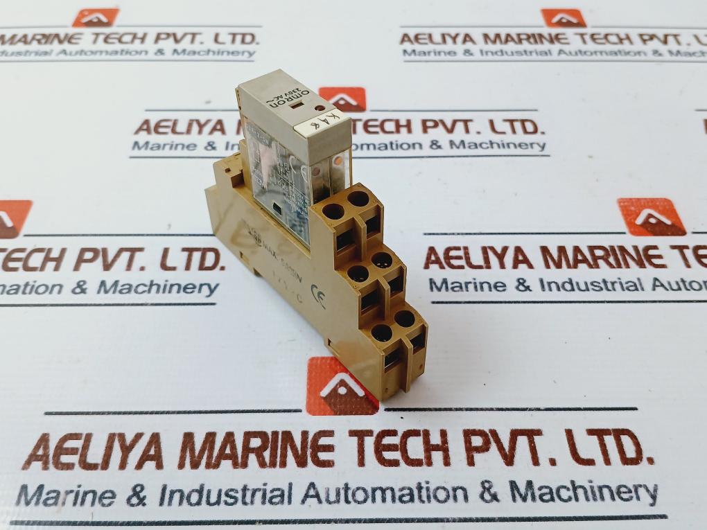 Omron G2R-2-sn (S) General Purpose Relay With Socket 17Y3C 230V Ac~