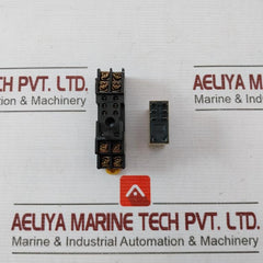 Omron G2R-2-snd 8 Pin Plug In Relay 5A 250Vac 30Vdc Max 5A 250V