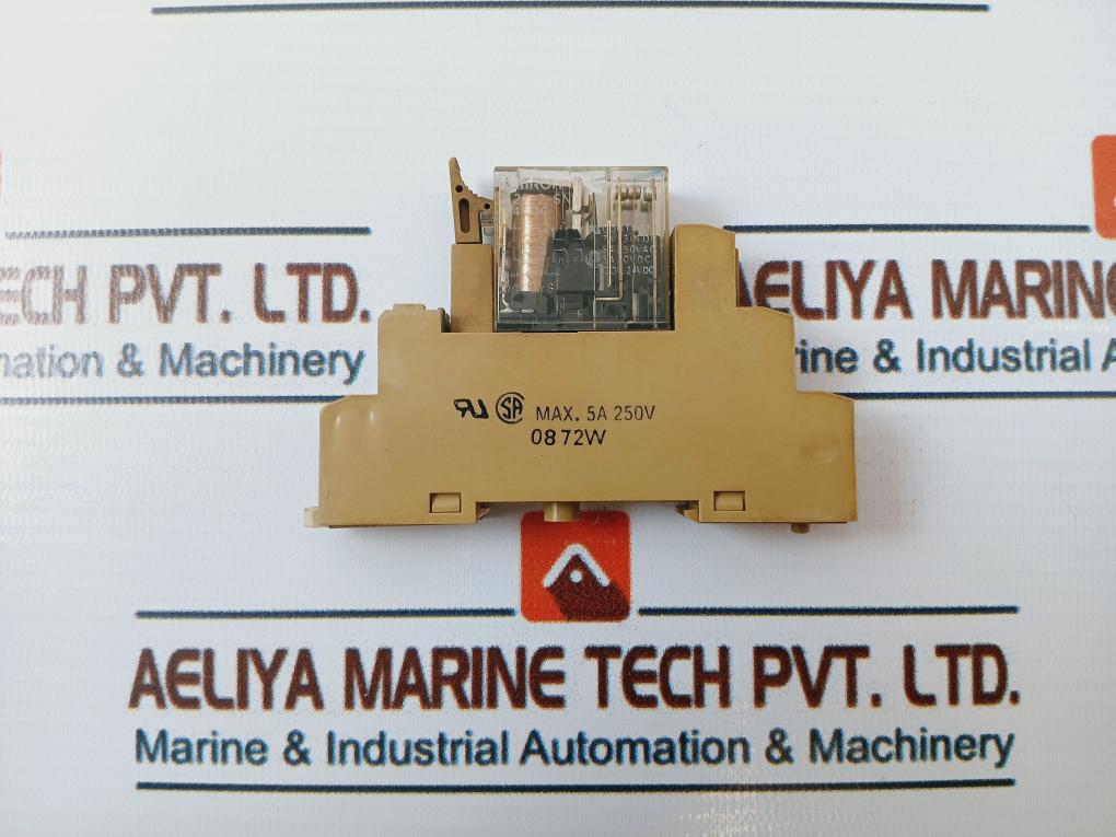 Omron G2R-2-SND Relay With Base