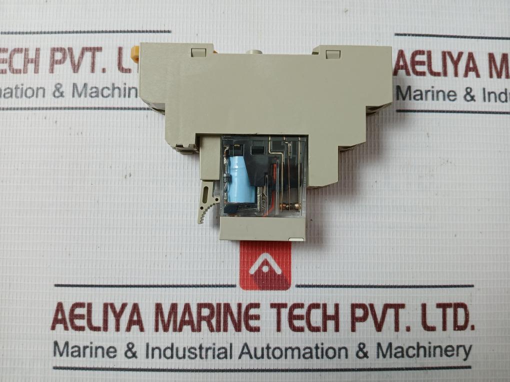 Omron G2R-2-sndi (S) General Purpose Relay With Base 120V Ac 24V Dc