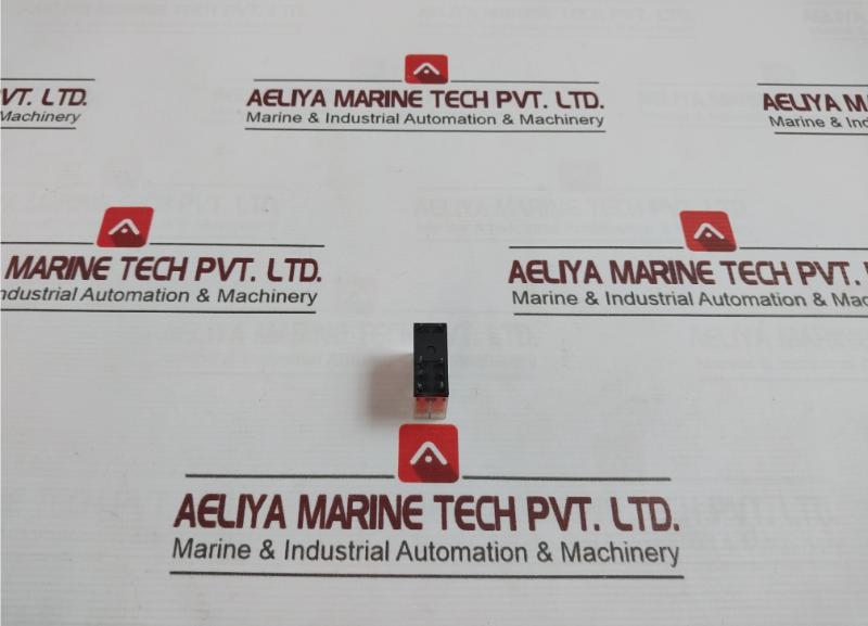 Omron G2R-2 General Purpose Power Relay 120Vac 5A 250V 0818W4 10C