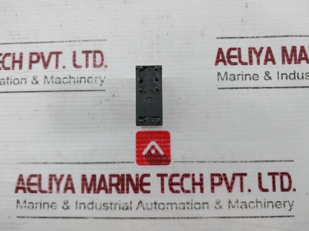 Omron G2R-2 General Purpose Relay 110Vac 5A 250Vac 30Vdc 2365H2 Tv-3