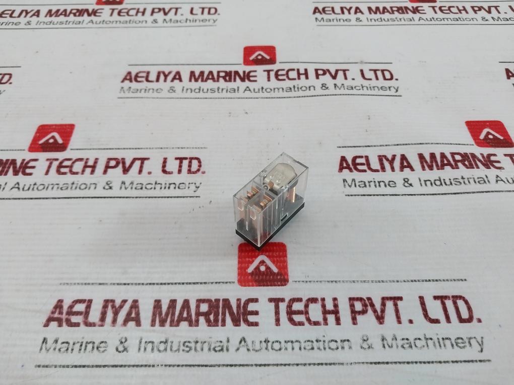 Omron G2R-2 General Purpose Relay 110Vac 5A 250Vac 30Vdc 2365H2 Tv-3