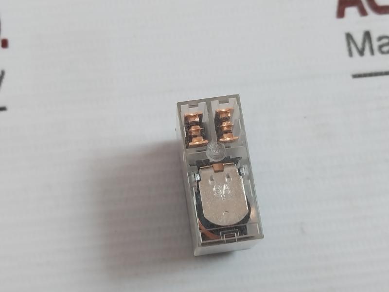 Omron G2R-2 General Purpose Relay 120Vac 5A 250V Ac 2518W4