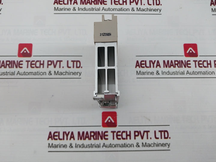 Omron G32A-a10-vd Power Device Cartridge 10A 50/60Hz