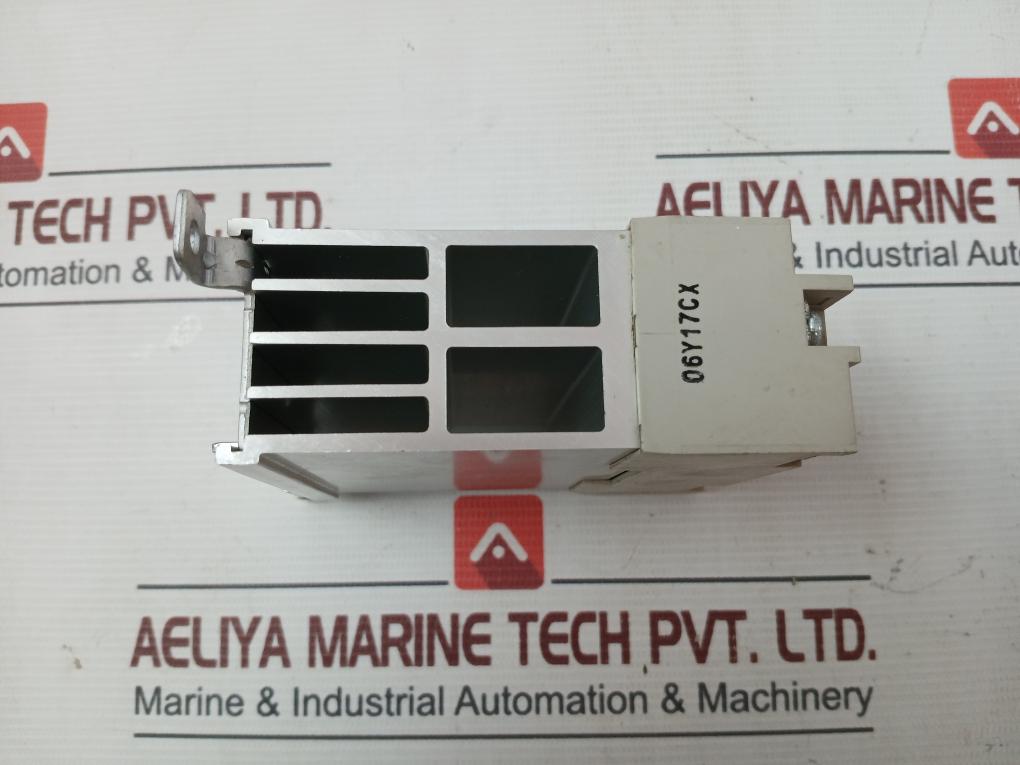 Omron G32A-a20-vd-x Power Device Cartridge For G3Pa-220B-vd-x 50/60Hz 5-24Vdc