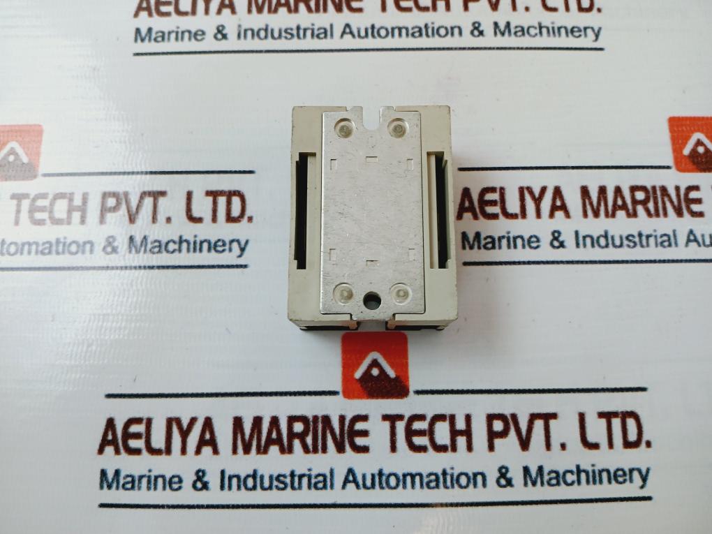 Omron G3Na-225B Solid State Relay 25A 24-240Vac~