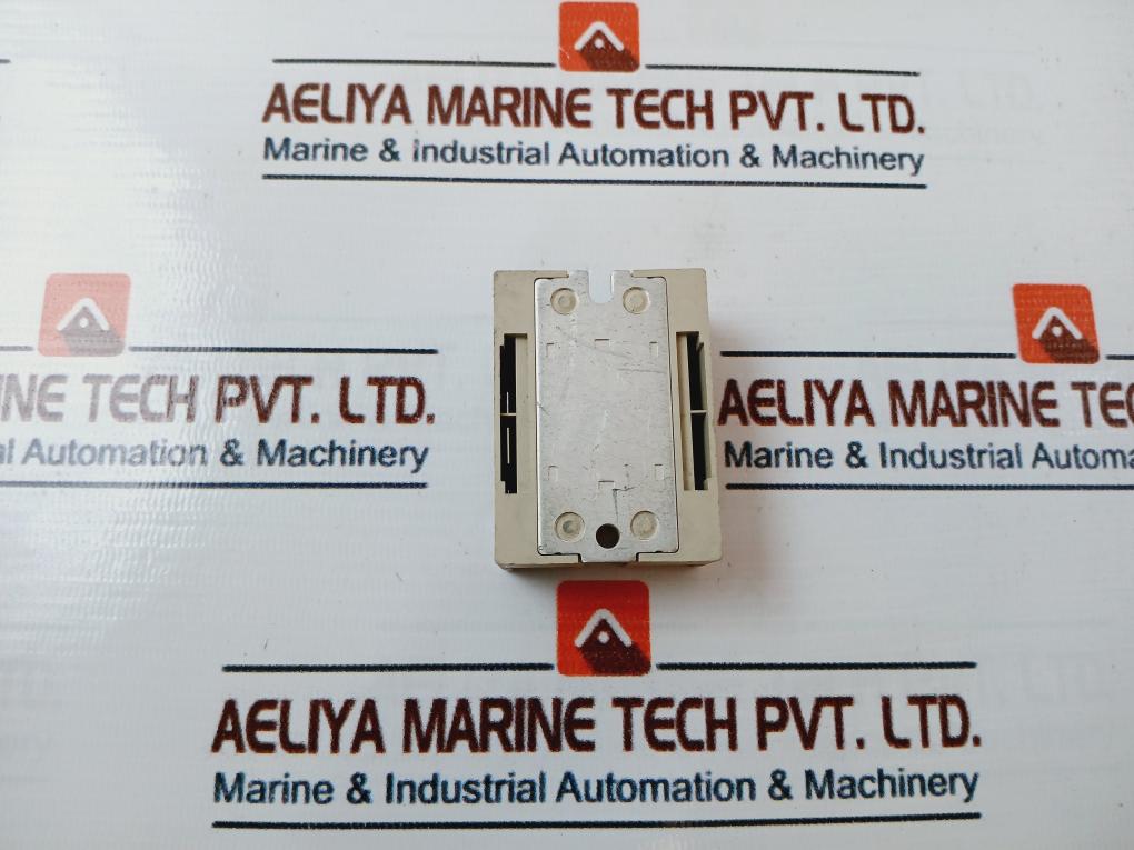 Omron G3Nb-225B-1 Solid State Relay 25A 24-220Vac~