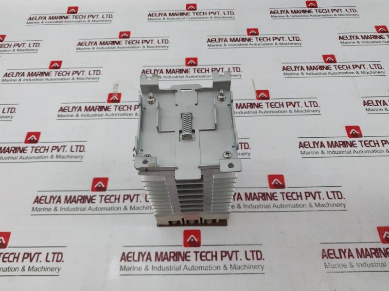 Omron G3Pb-515B-3N-vd Solid State Contactor Ac200-480V Inout Dc12-24V