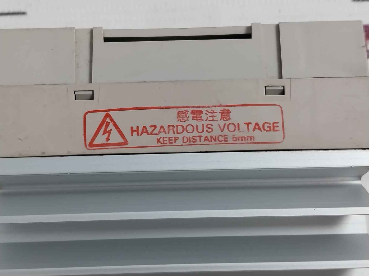 Omron G3Pe-525B Solid State Relay Load:Ac200-480V