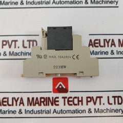 Omron G3R-oa202Szn Solid State Relay With Base 5-24Vdc 50/60Hz