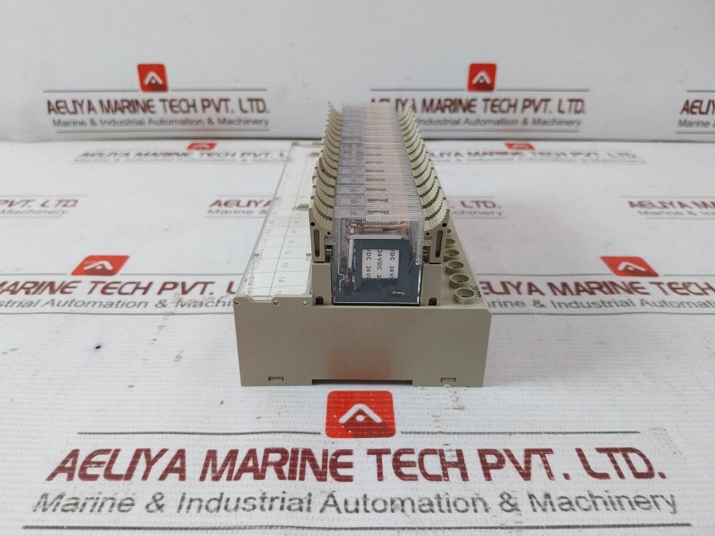 Omron G7Tc-oc16 I/O Relay Terminal Block 24V Dc 10A 30Vdc P7Tf-os16 01615Cx