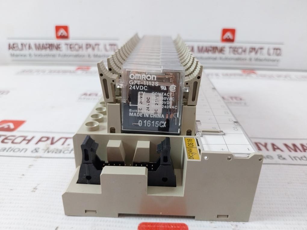 Omron G7Tc-oc16 I/O Relay Terminal Block 24V Dc 10A 30Vdc P7Tf-os16 01615Cx