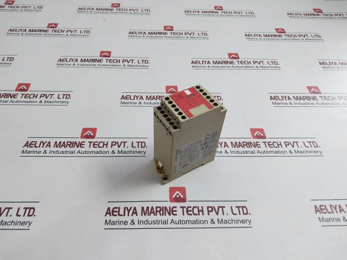 Omron G9Sa-301 Expansion Unit 250Vac 50/60Hz