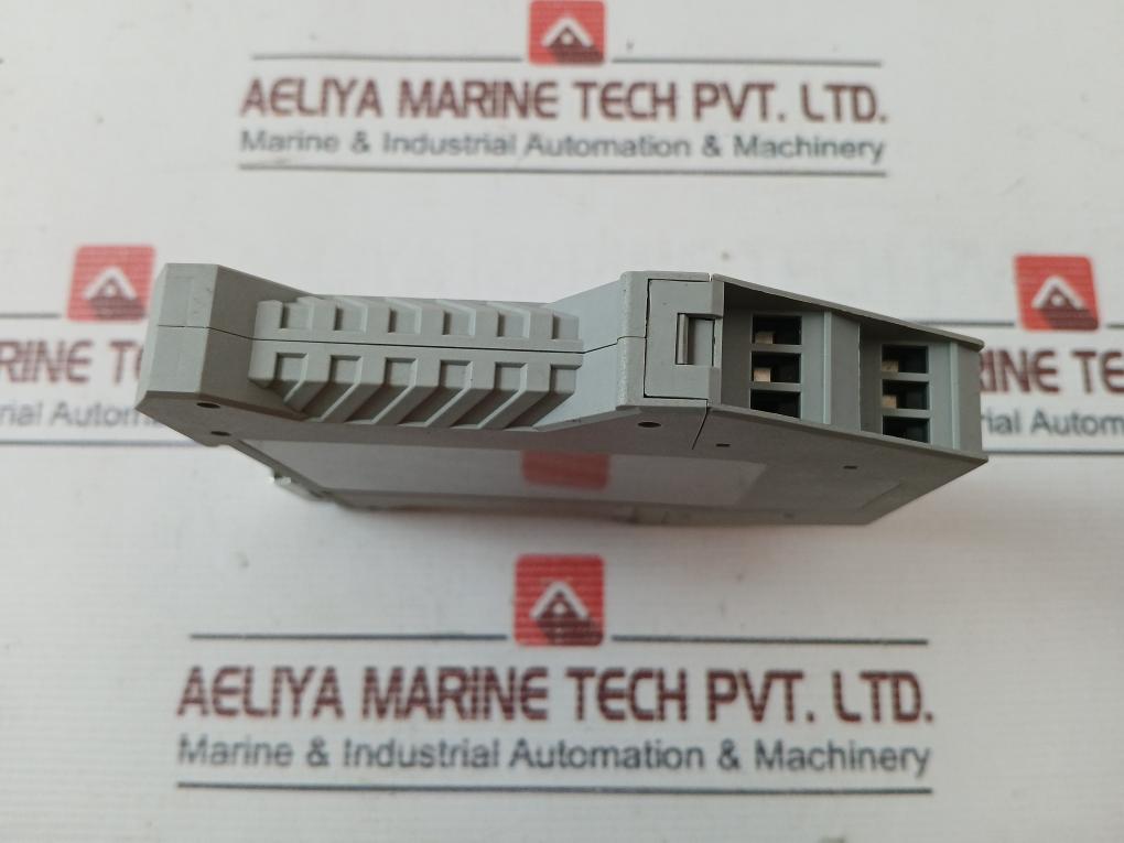 Omron G9Sb-200-d Safety Relay Unit 24Vac/Dc 250Vac 50/60Hz 5A 1250Va