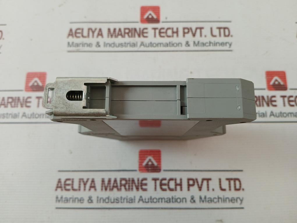 Omron G9Sb-200-d Safety Relay Unit 24Vac/Dc 250Vac 50/60Hz 5A 1250Va