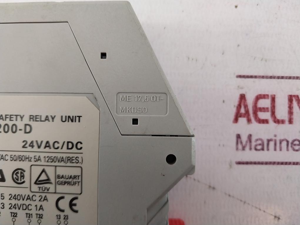 Omron G9Sb-200-d Safety Relay Unit 24Vac/Dc 250Vac 50/60Hz 5A 1250Va