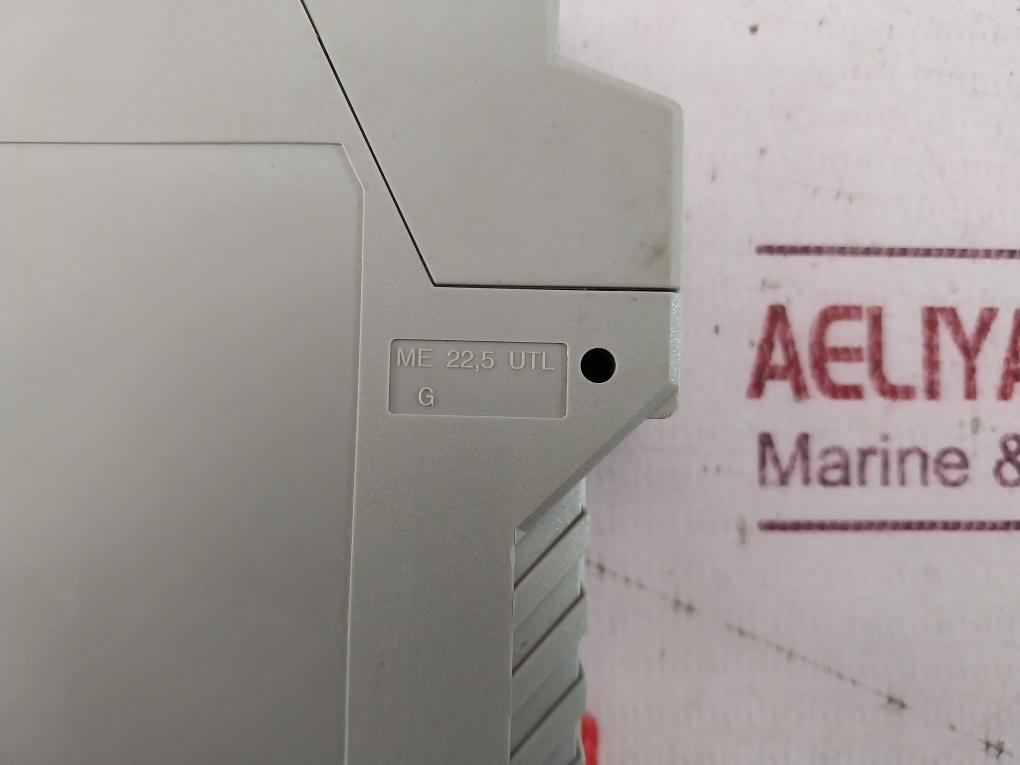 Omron G9Sx-bc202-rt Flexible Safety Unit 24Vdc 0.8A 3W 15Msec