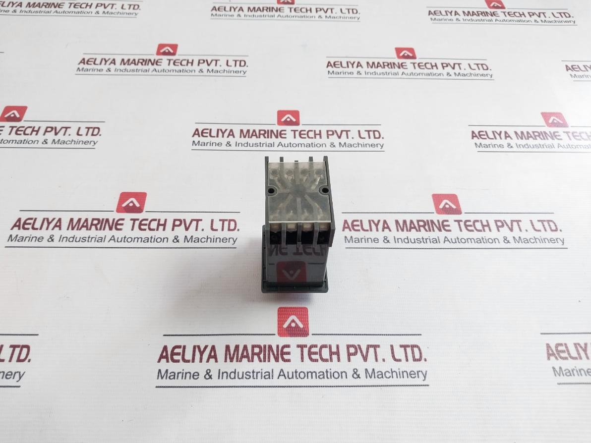 Omron H2A-7H Motor Driven Timer 0 To 7Hrs 0 To 6Hrs 200Vac 50/60Hz 4Va