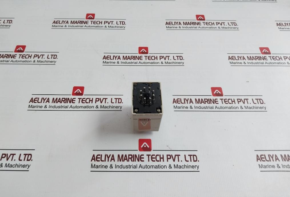 Omron H2A Miniature Motor Driven Timer 2A 250Vac Iec947, Ac-13 0-70 Sec