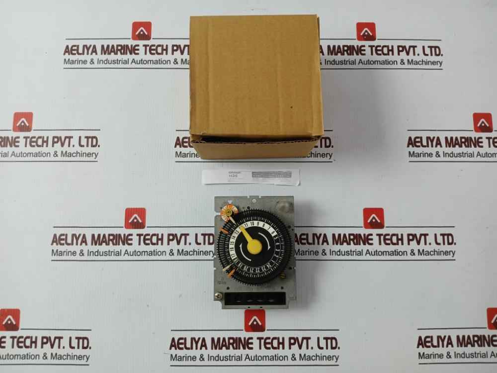 Omron H2E Time Switch 15A 250Vac 50/60Hz 41-10491-1 (Not Working)