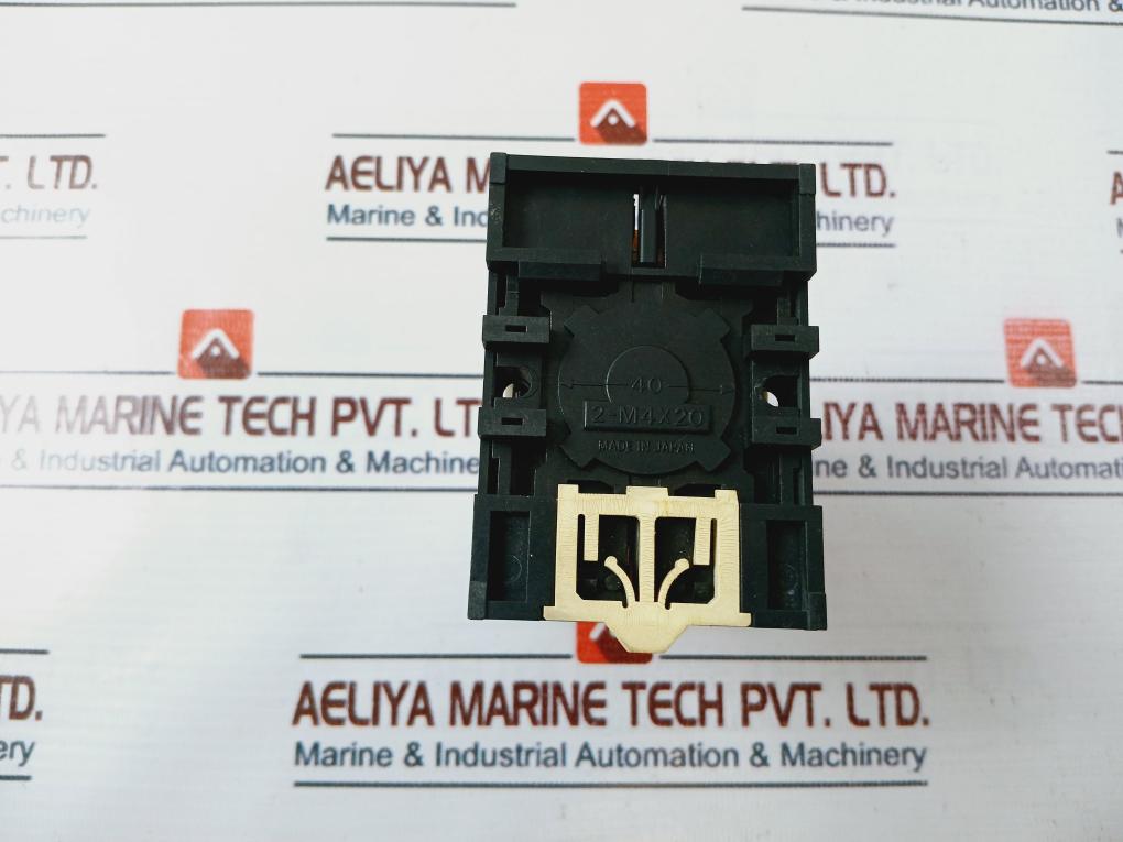 OMRON H3BA-8H Timer Module With Base 5A 250VAC